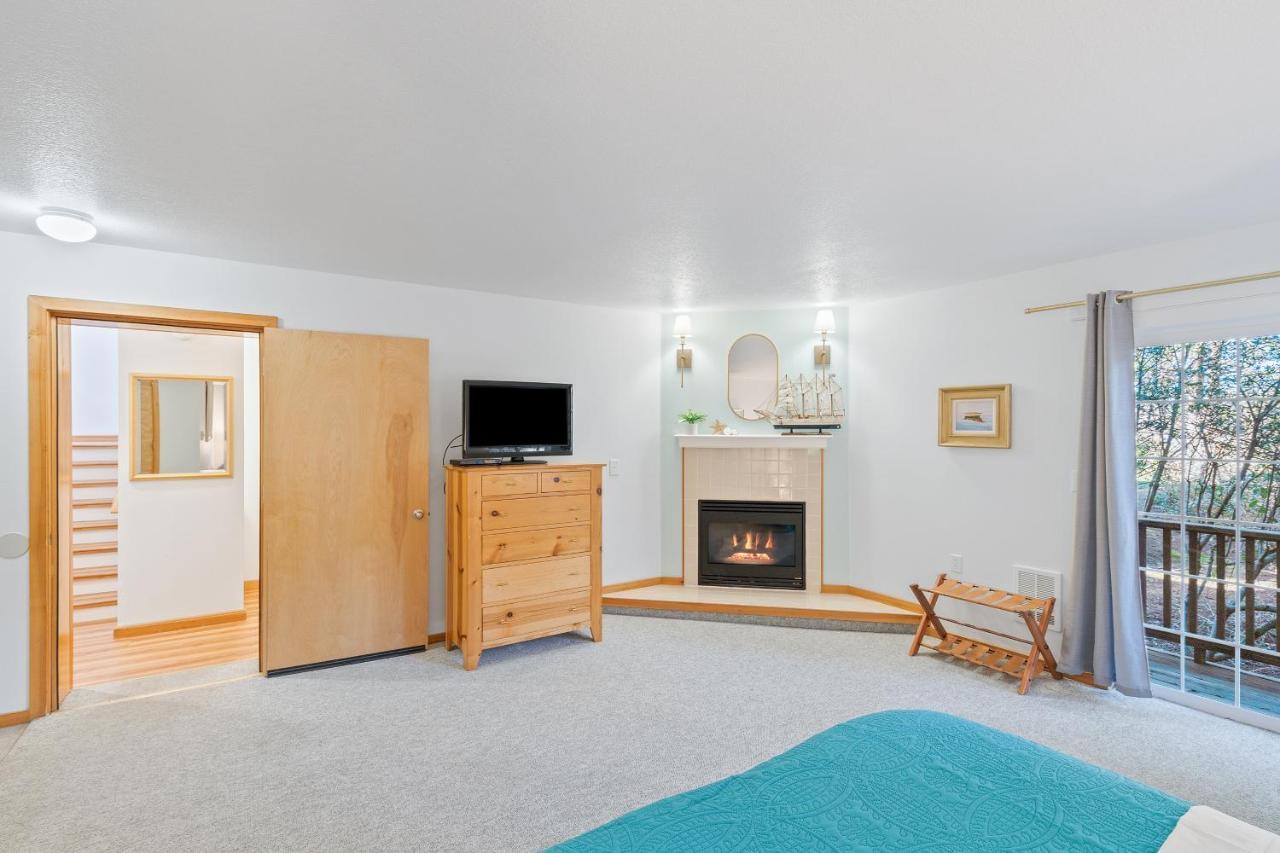 Cannon Beach Vibes, Steps To The Beach,Wifi,3 Full Bedroom En Suites With 3 Fireplaces,Near Downtown Esterno foto