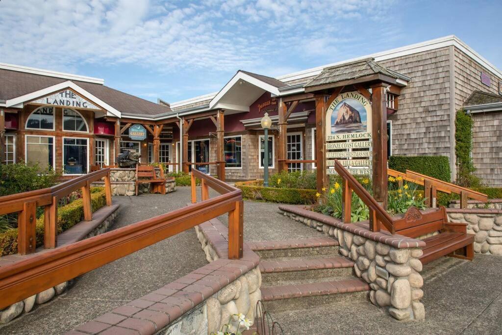 Cannon Beach Vibes, Steps To The Beach,Wifi,3 Full Bedroom En Suites With 3 Fireplaces,Near Downtown Esterno foto
