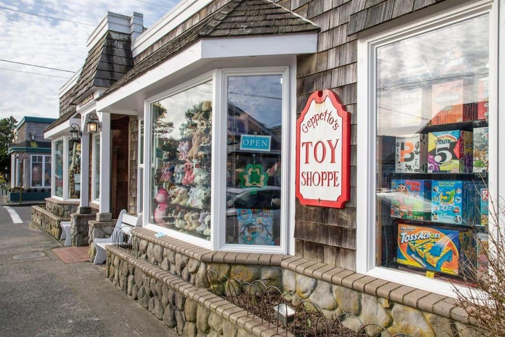 Cannon Beach Vibes, Steps To The Beach,Wifi,3 Full Bedroom En Suites With 3 Fireplaces,Near Downtown Esterno foto